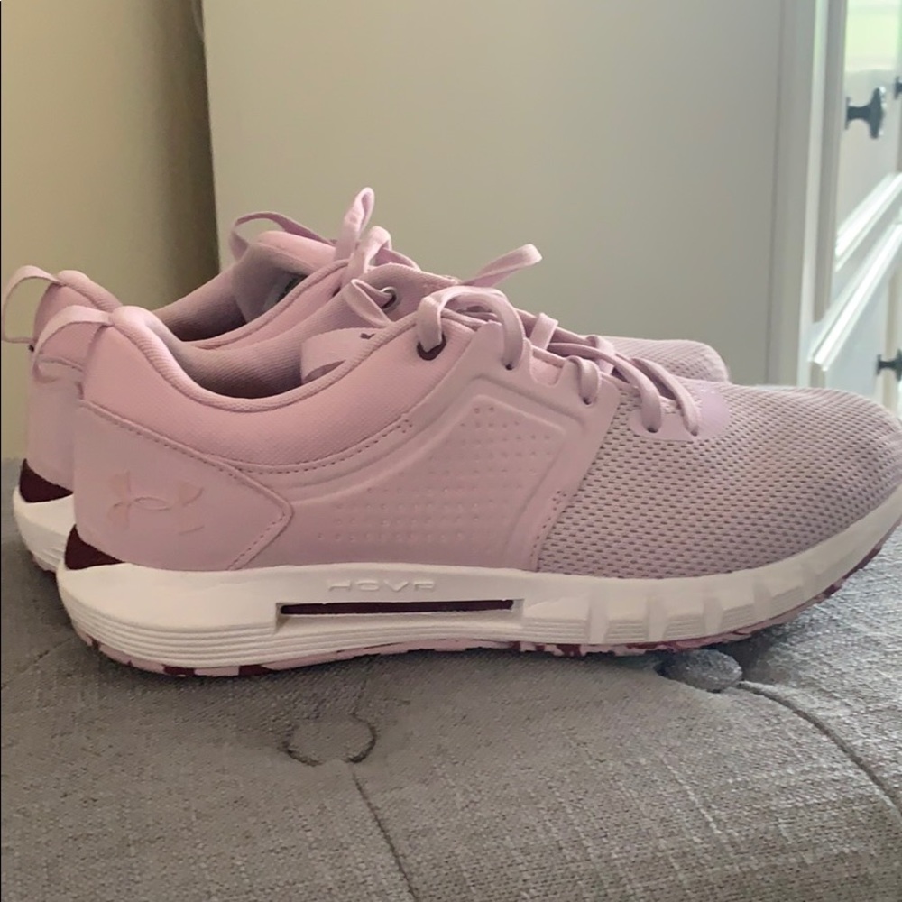 UA HOVR shoes